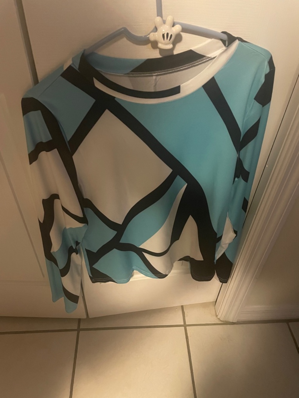 Stylish Blue & White Graphic Long-Sleeve Top
